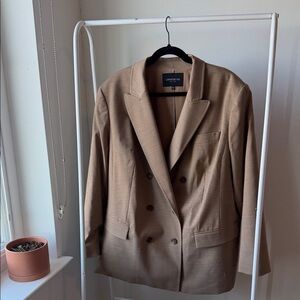 Lafayette 148 New York Camel Double-Breasted Blazer